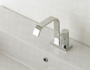 Vägghängd Toalettstol, Badkarsblandare, badrumduschar, Toalettstol, Badrum, Italienska badrum, Moderna Design, badrum design Italienska, badkar, badrum design Italienska, badkar, badrumidéer Italienska, moderna badrum tillbehör