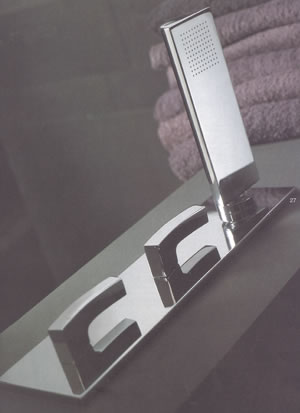 Vägghängd Toalettstol, Badkarsblandare, badrumduschar, Toalettstol, Badrum, Italienska badrum, Moderna Design, badrum design Italienska, badkar, badrum design Italienska, badkar, badrumidéer Italienska, Badkarsblandare