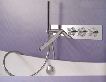 Vägghängd Toalettstol, Badkarsblandare, badrumduschar, Toalettstol, Badrum, Italienska badrum, Moderna Design, badrum design Italienska, badkar, badrum design Italienska, badkar, badrumidéer Italienska, Badkarsblandare