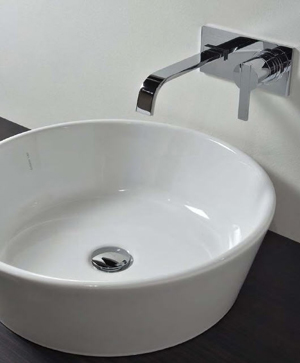 Vägghängd Toalettstol, Badkarsblandare, badrumduschar, Toalettstol, Badrum, Italienska badrum, Moderna Design, badrum design Italienska, badkar, badrum design Italienska, badkar, badrumidéer Italienska, moderna badrum tillbehör