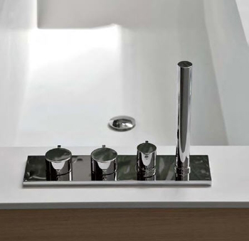 Vägghängd Toalettstol, Badkarsblandare, badrumduschar, Toalettstol, Badrum, Italienska badrum, Moderna Design, badrum design Italienska, badkar, badrum design Italienska, badkar, badrumidéer Italienska, moderna badrum tillbehör