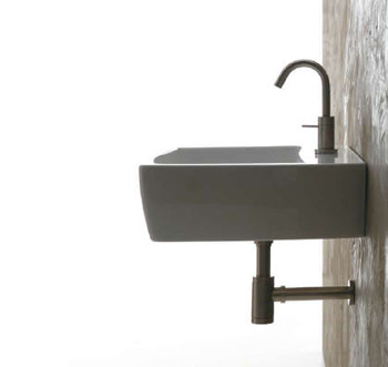 Baksida till vägghängd toastol, Toalett, WC, Toaletter, WC, toaletter, Tvättställ, Kranar, Tvättställ, Toalettstol, Badrum, Italienska badrum, Moderna Design, badrum design Italienska, badkar, Design Kranar, Toalett, Toalettstol, Badrum WC,  Vägghängd Toalettstol, Tvättställblandare, Handfat, Tvättställ, Handfat, Badrum Handfat, Tvättställ, Vägghängd Toalettstol, toalettstol, badtillbehör, bad Tvättställ, Badrum Tvättställ, moderna badrum tillbehör